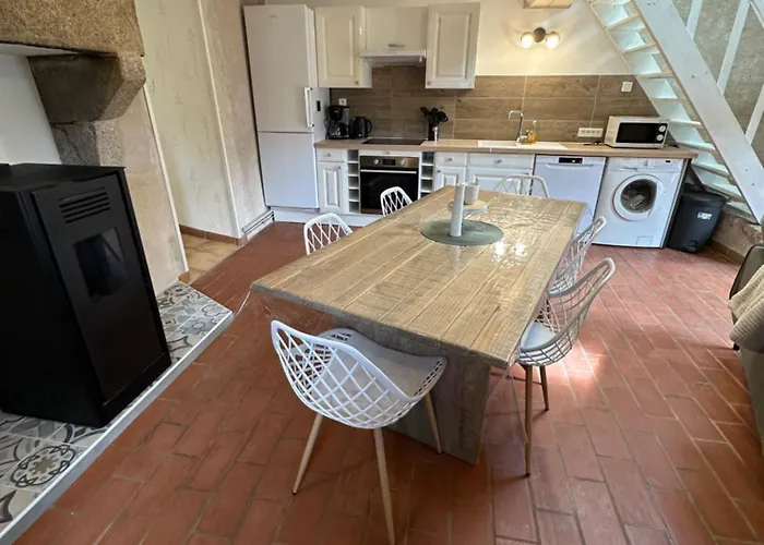 A La Campagne بيت للعطل Secondigny